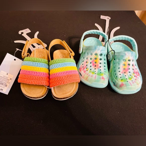 Cat & Jack Other - Cat & Jack Bundle Sandals/Clogs Little Girls Size 6